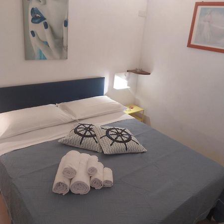 Le Rocce Holiday Rooms San Vito Lo Capo Exterior photo