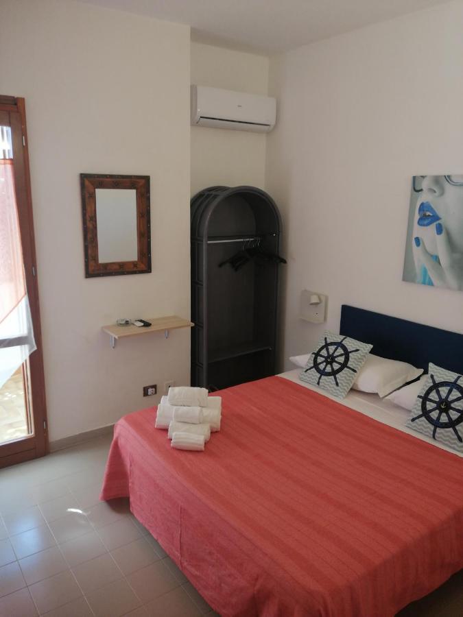 Le Rocce Holiday Rooms San Vito Lo Capo Exterior photo