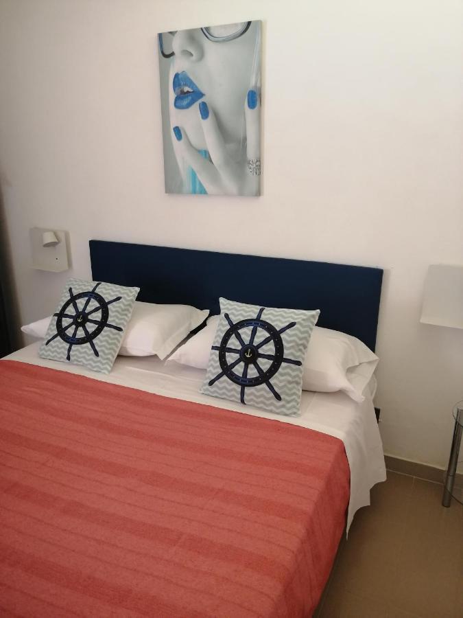 Le Rocce Holiday Rooms San Vito Lo Capo Exterior photo