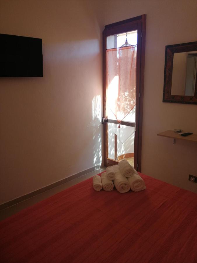 Le Rocce Holiday Rooms San Vito Lo Capo Exterior photo