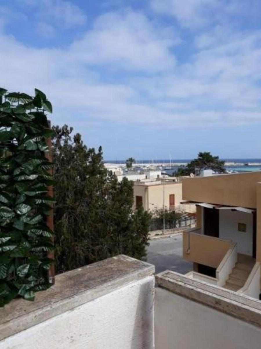 Le Rocce Holiday Rooms San Vito Lo Capo Exterior photo